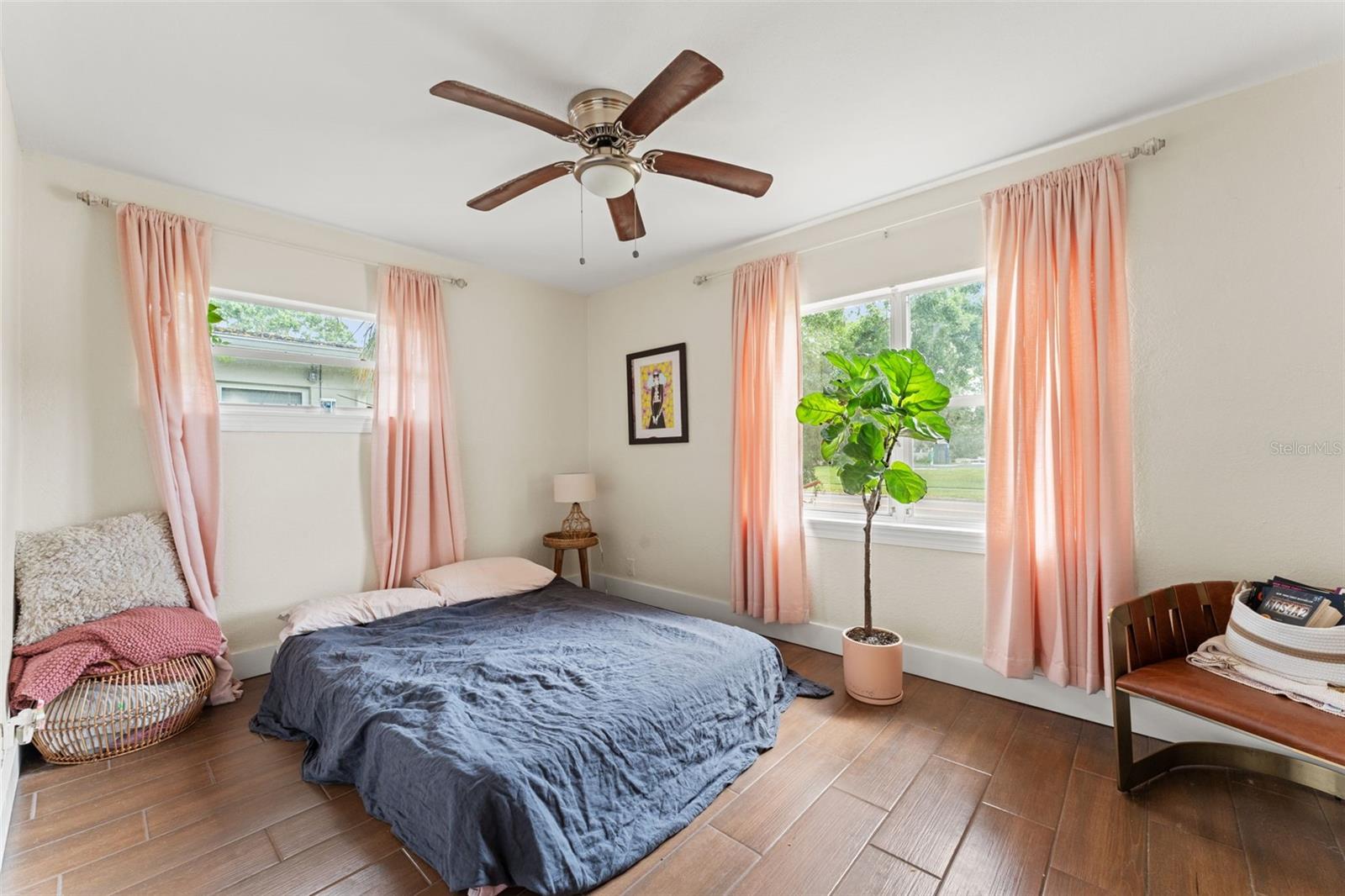 Image 12 of 43 For 4600 Chancellor Street Ne