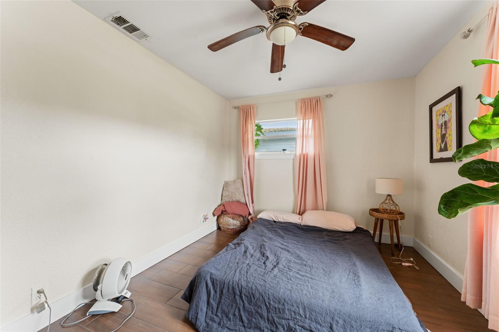 Image 13 of 43 For 4600 Chancellor Street Ne