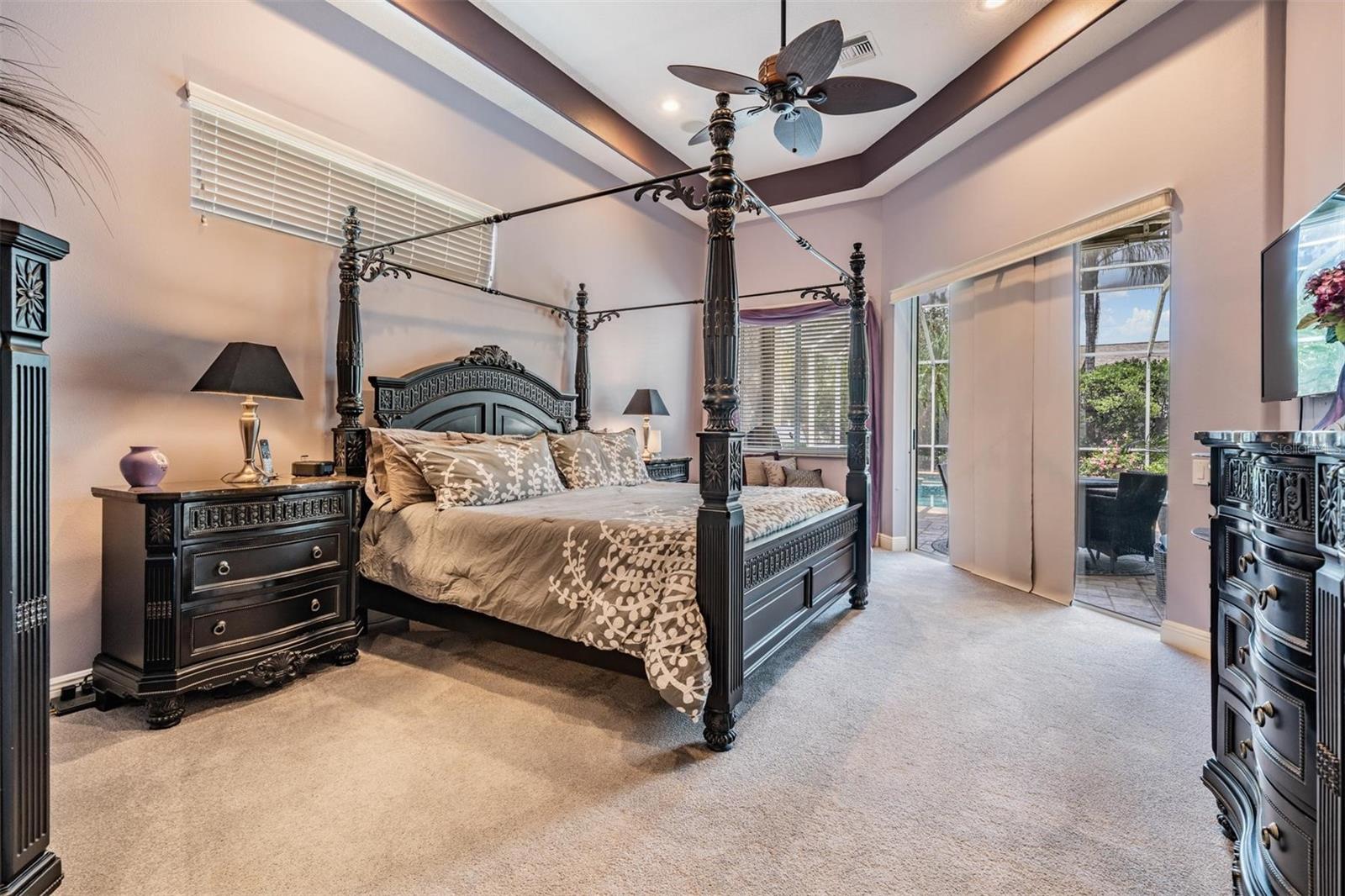 Listing photo id 19 for 3727 Janus Way