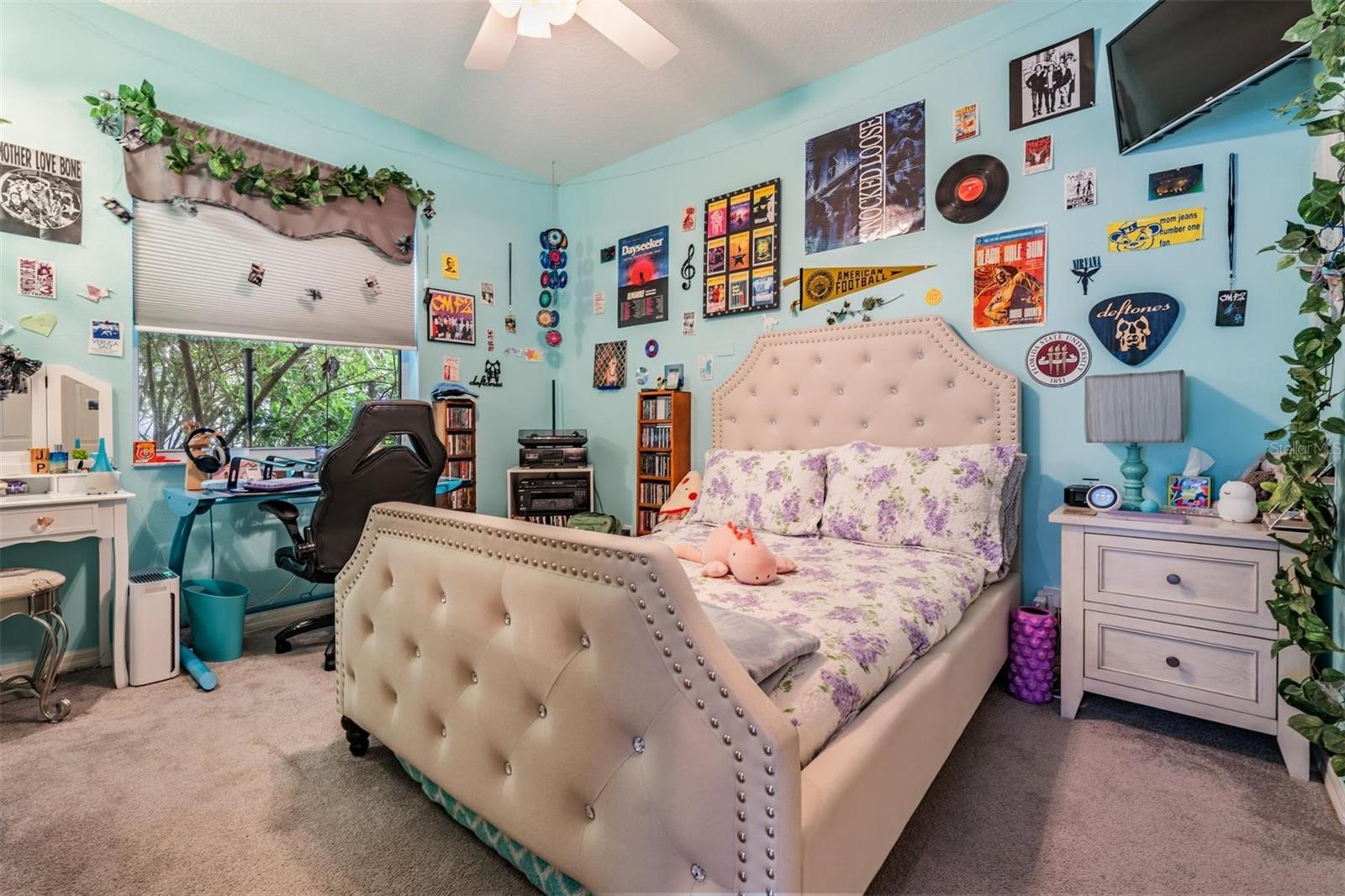 Listing photo id 29 for 3727 Janus Way