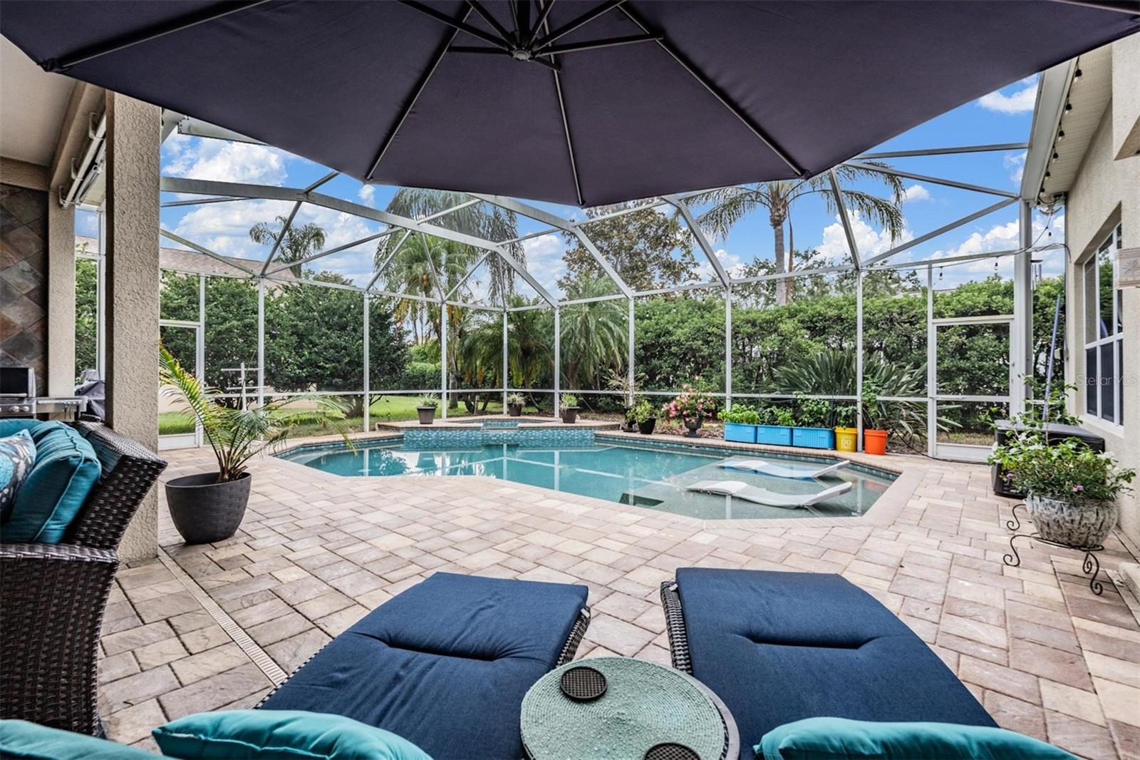 Listing photo id 39 for 3727 Janus Way