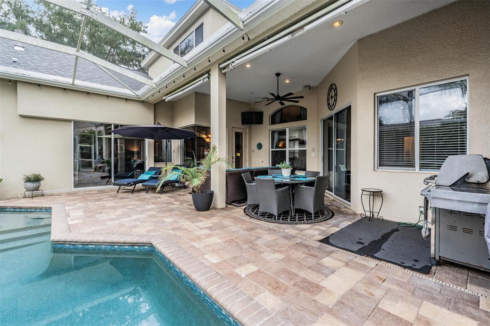 Listing photo id 40 for 3727 Janus Way