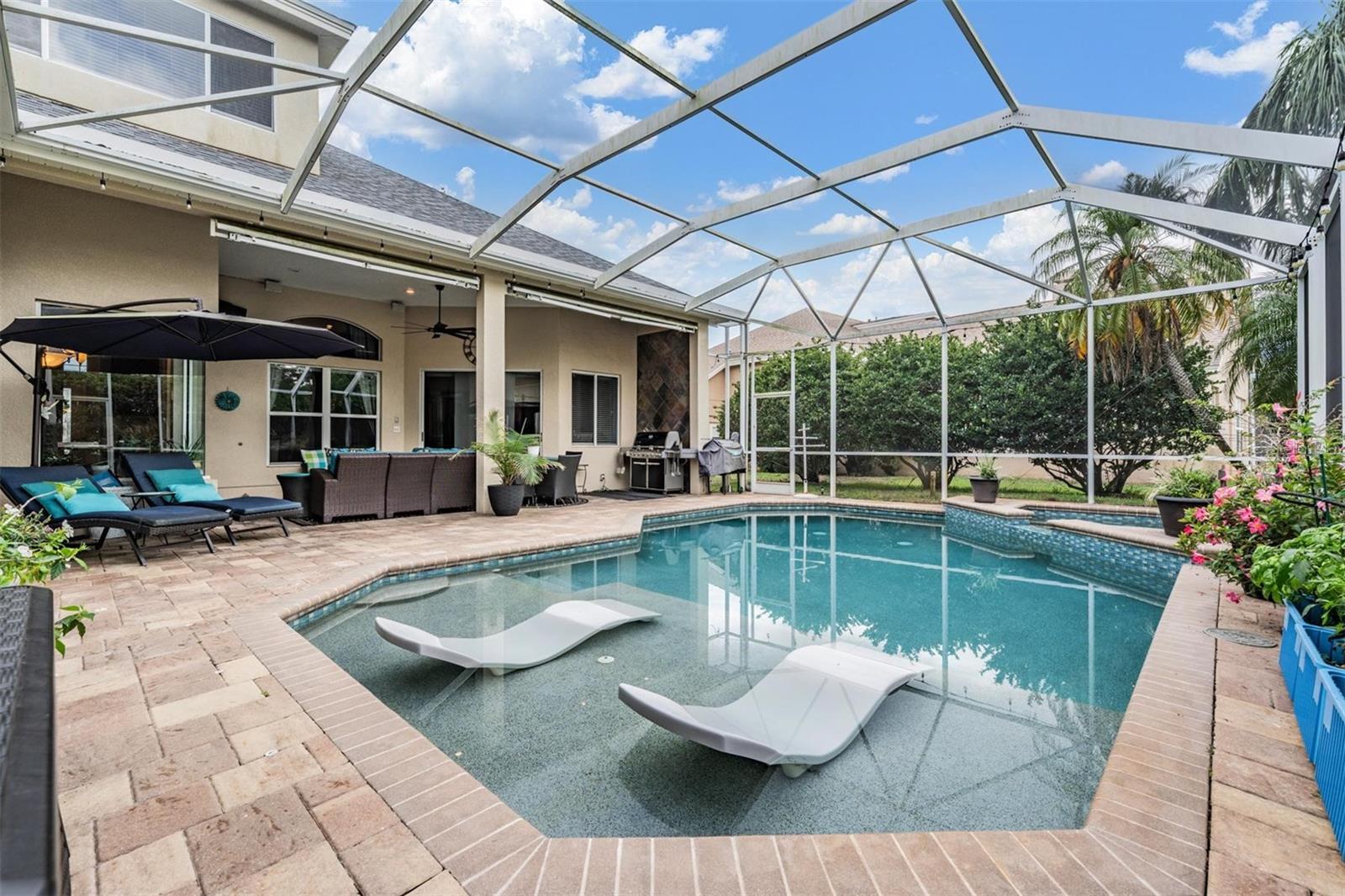 Listing photo id 42 for 3727 Janus Way