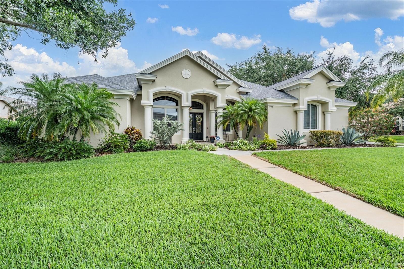 Listing photo id 45 for 3727 Janus Way