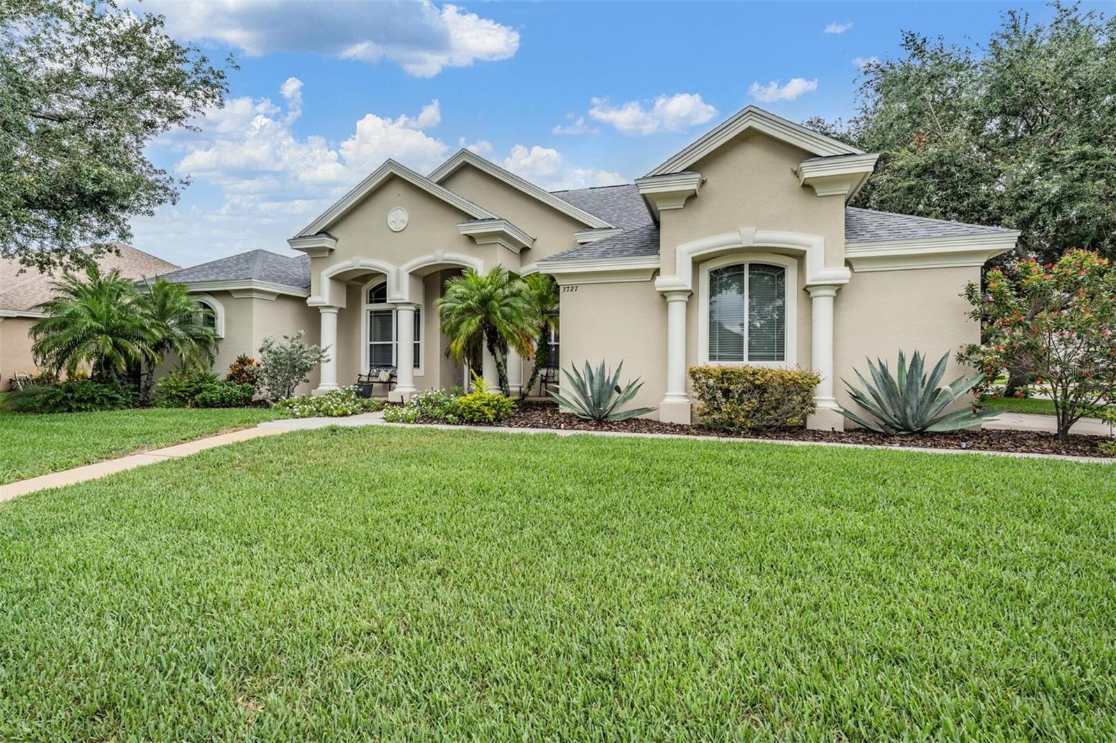 Listing photo id 46 for 3727 Janus Way