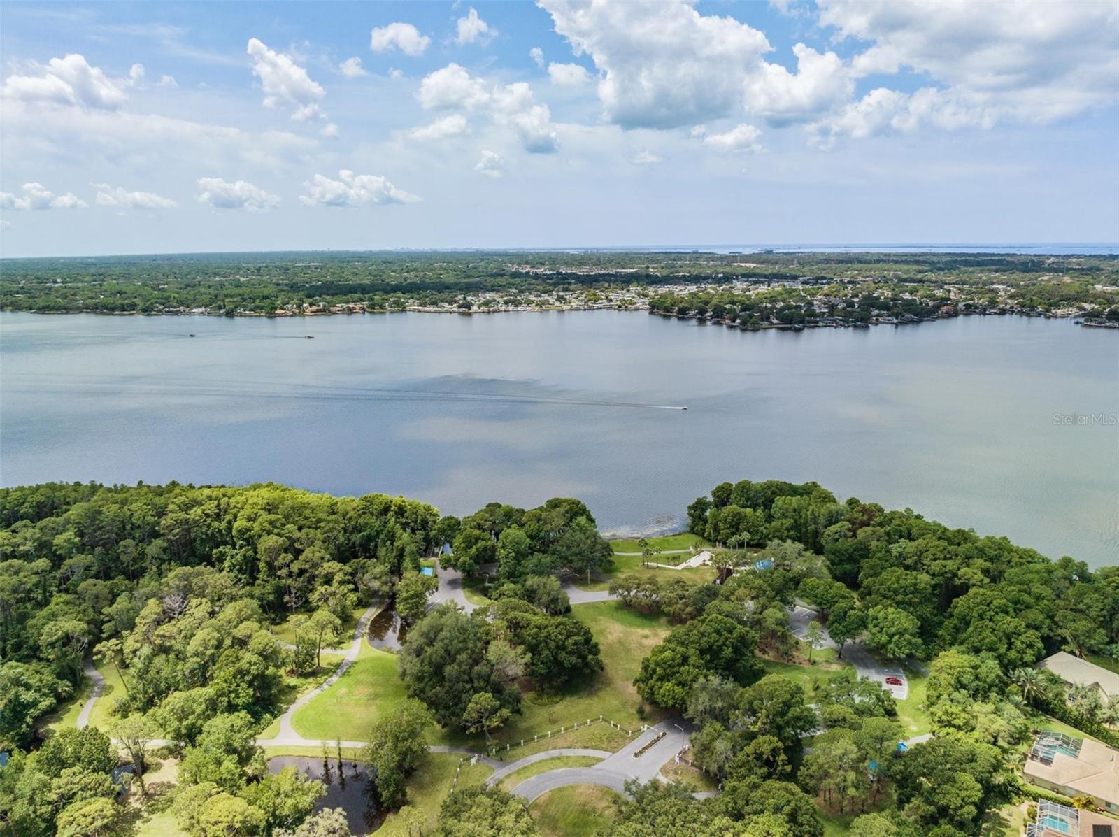 Listing photo id 68 for 3727 Janus Way