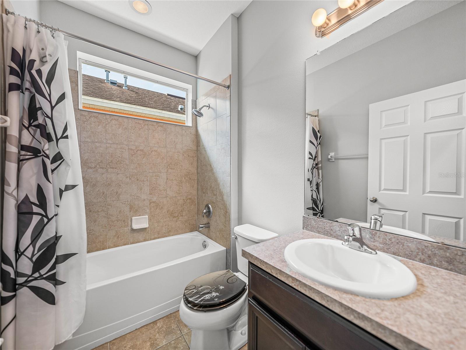 Image 22 of 36 For 12713 Whitney Meadow Way