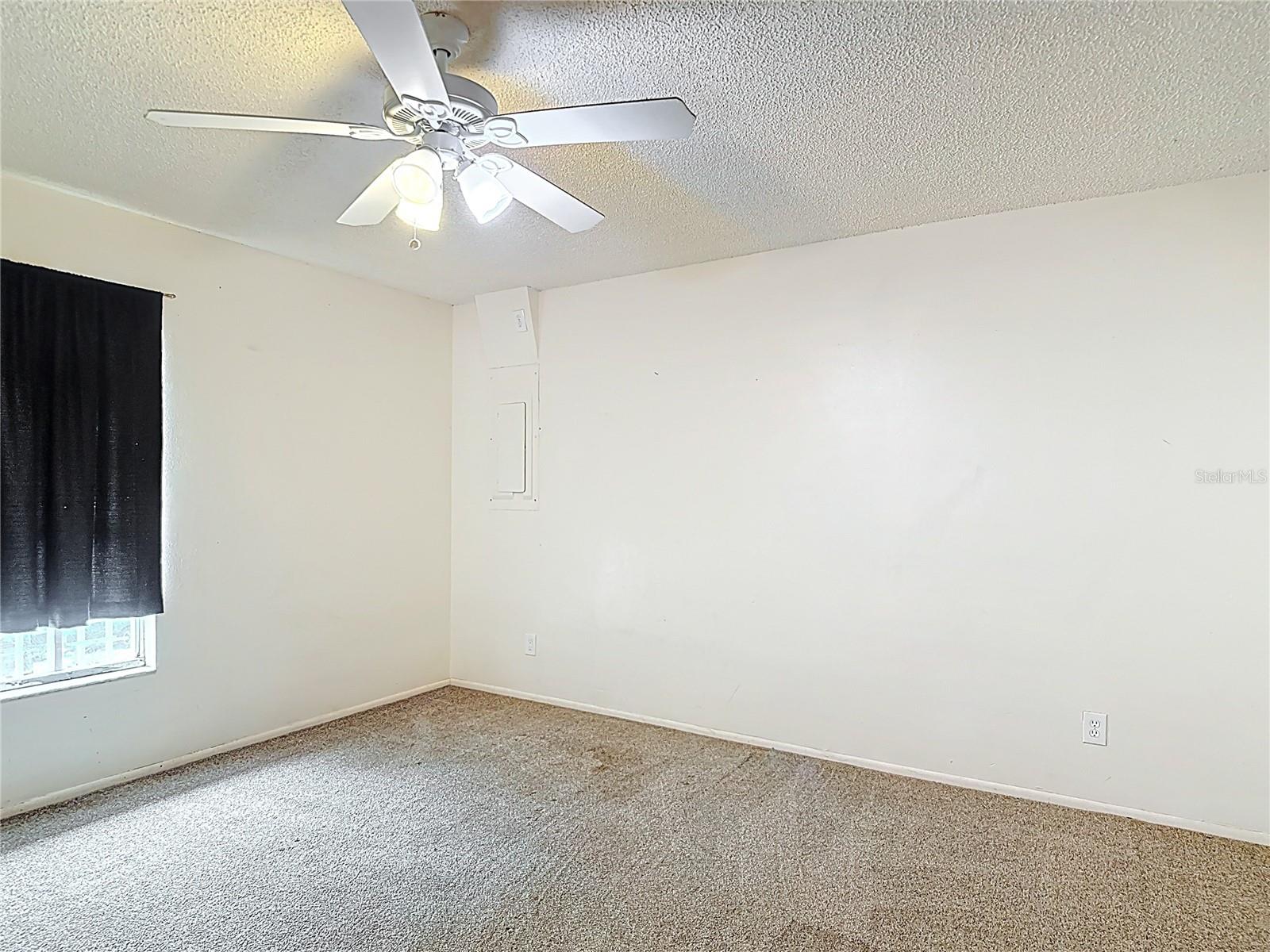 Image 29 of 46 For 13918 Raie Avenue