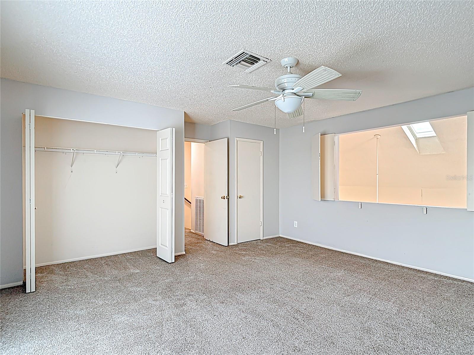 Image 33 of 46 For 13918 Raie Avenue