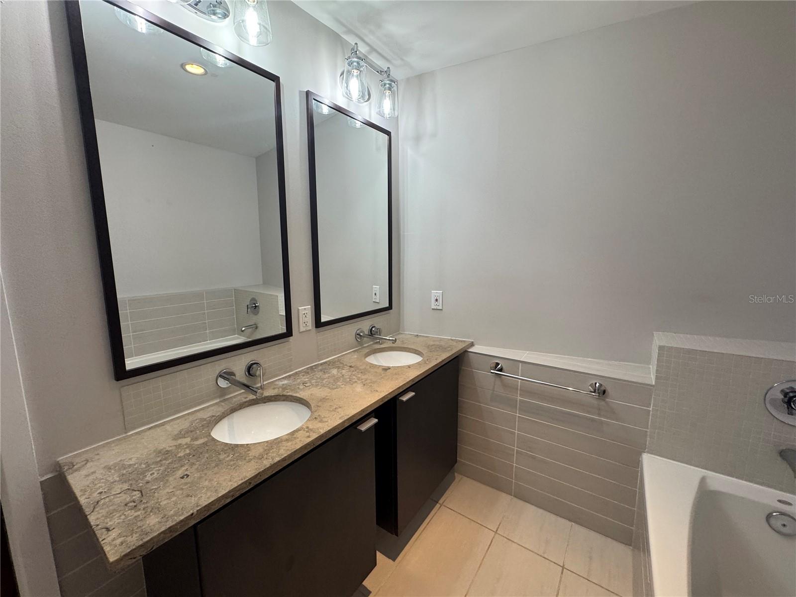 Image 26 of 49 For 111 12th Street 1315