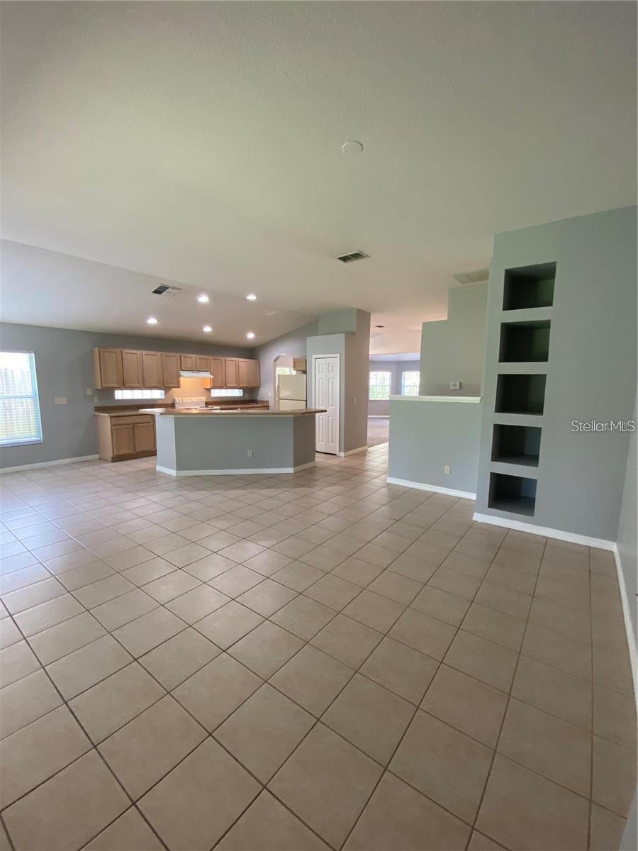 Image 4 of 15 For 4627 Dunnie Drive