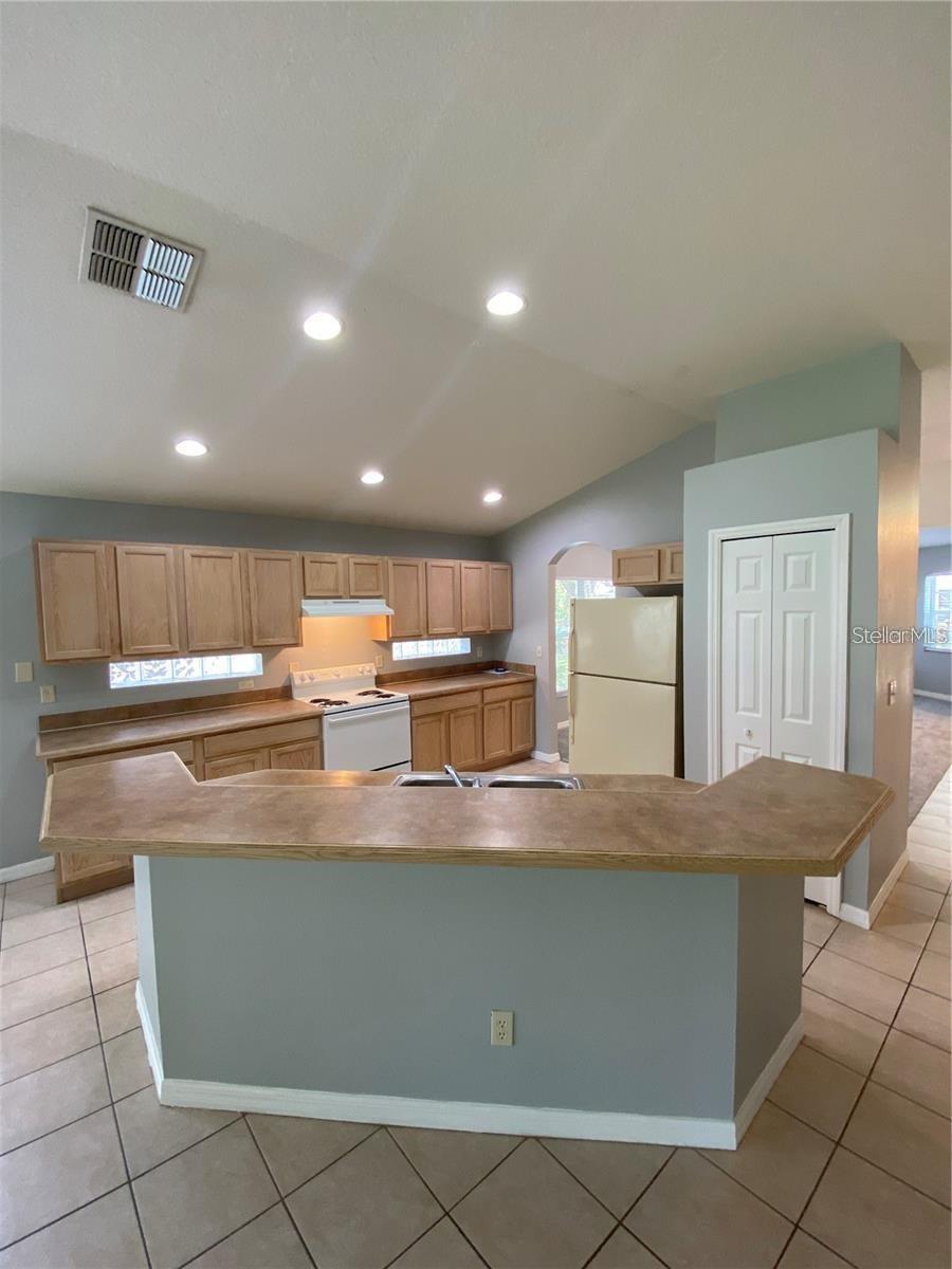 Image 6 of 15 For 4627 Dunnie Drive