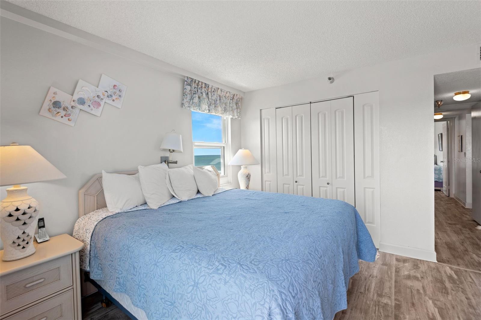 Image 13 of 31 For 13440 Gulf Boulevard 501