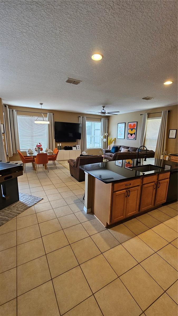 Image 5 of 17 For 153 Tigerlily Court