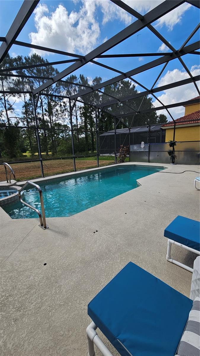 Image 9 of 17 For 153 Tigerlily Court