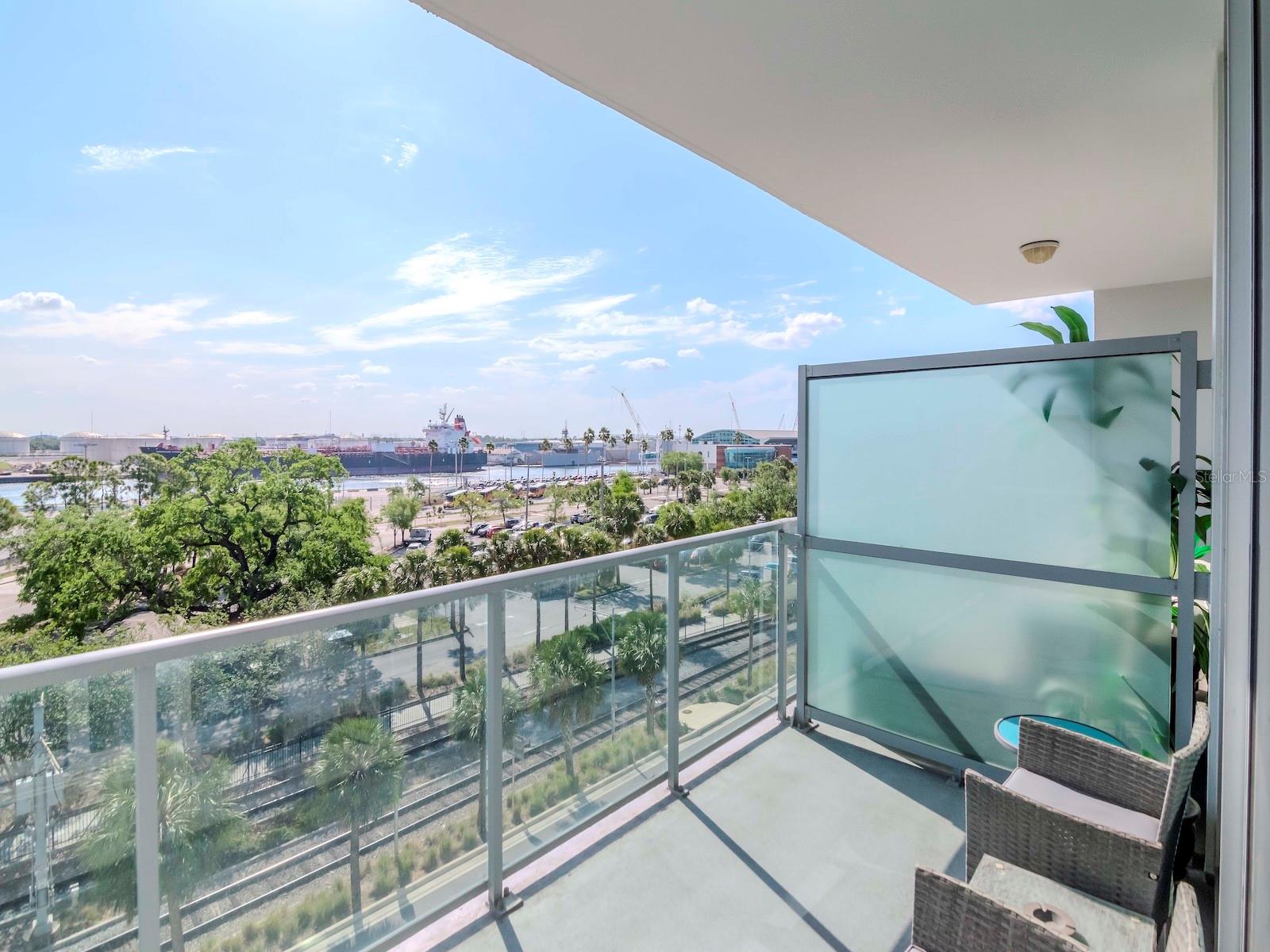 Image 21 of 42 For 912 Channelside Drive 2501
