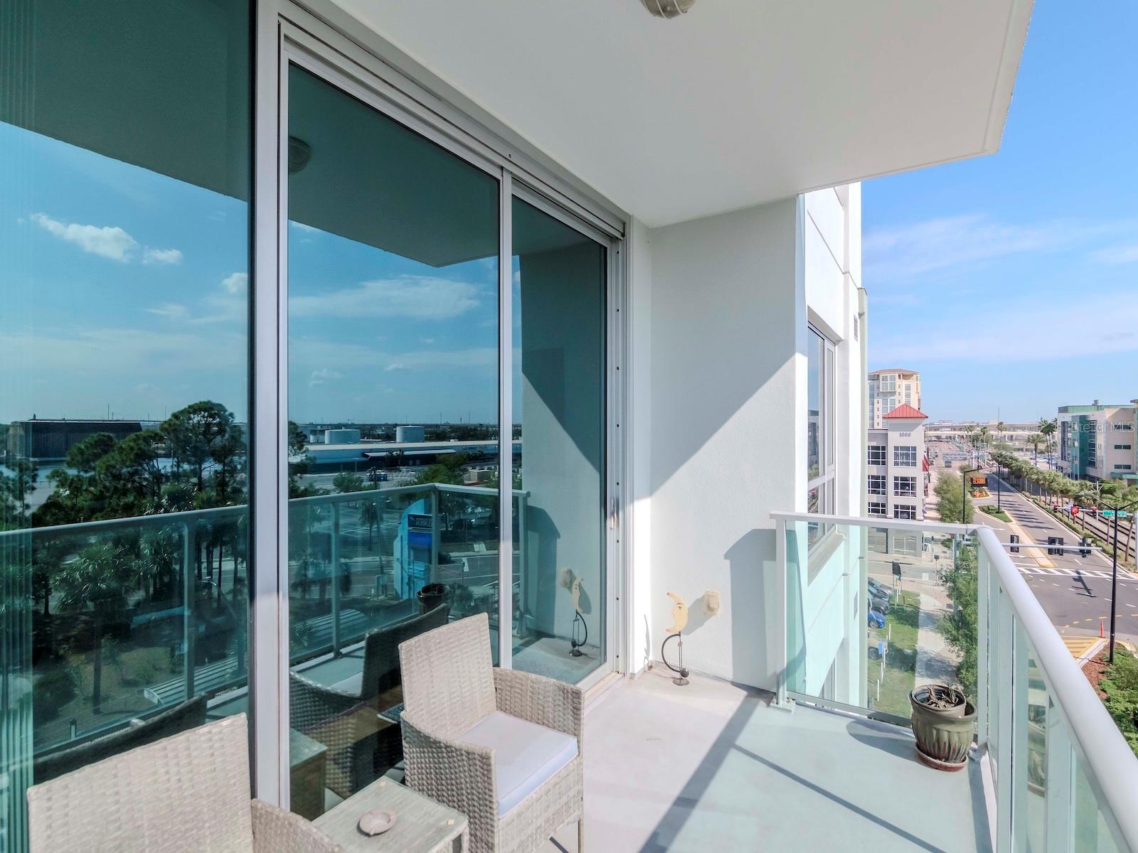 Image 24 of 42 For 912 Channelside Drive 2501