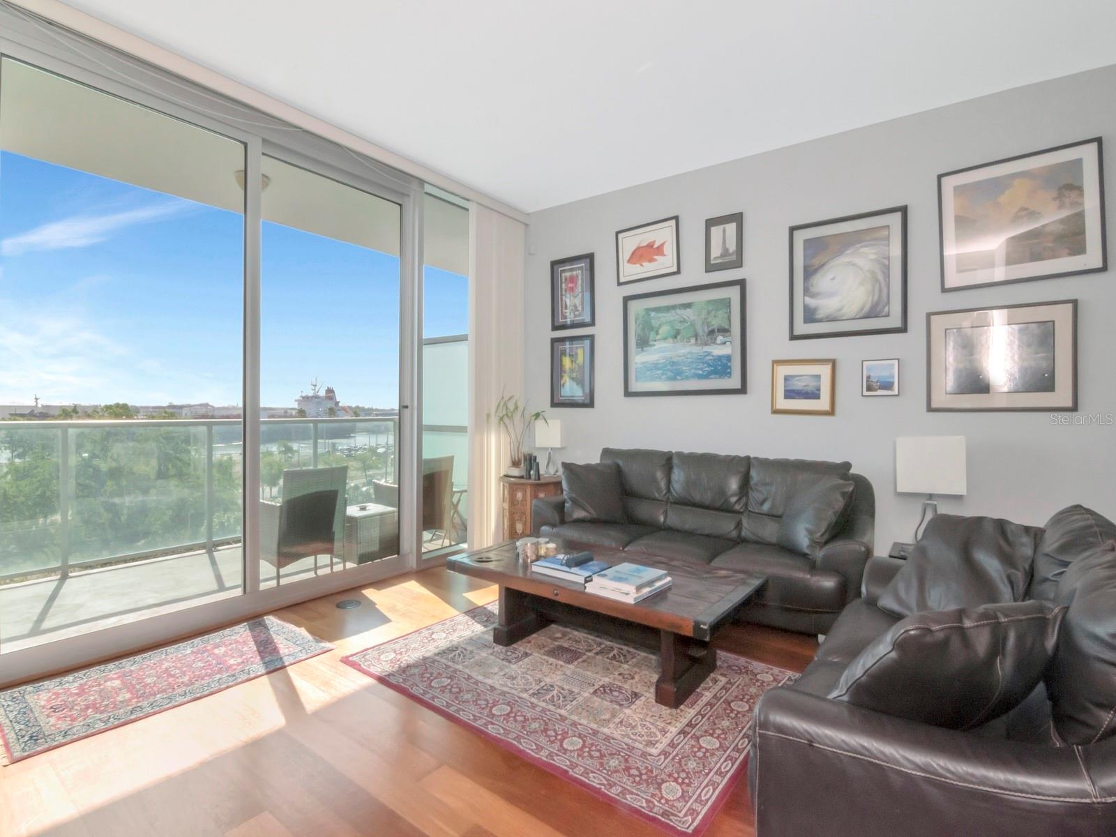 Image 9 of 42 For 912 Channelside Drive 2501