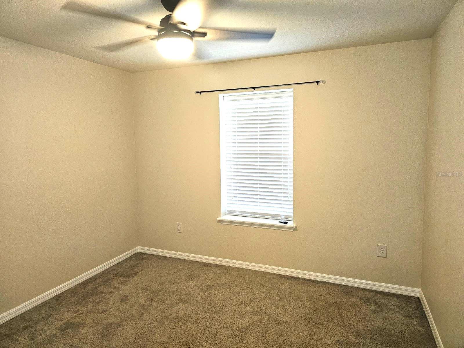 Listing photo id 9 for 5115 Bay Isle Circle