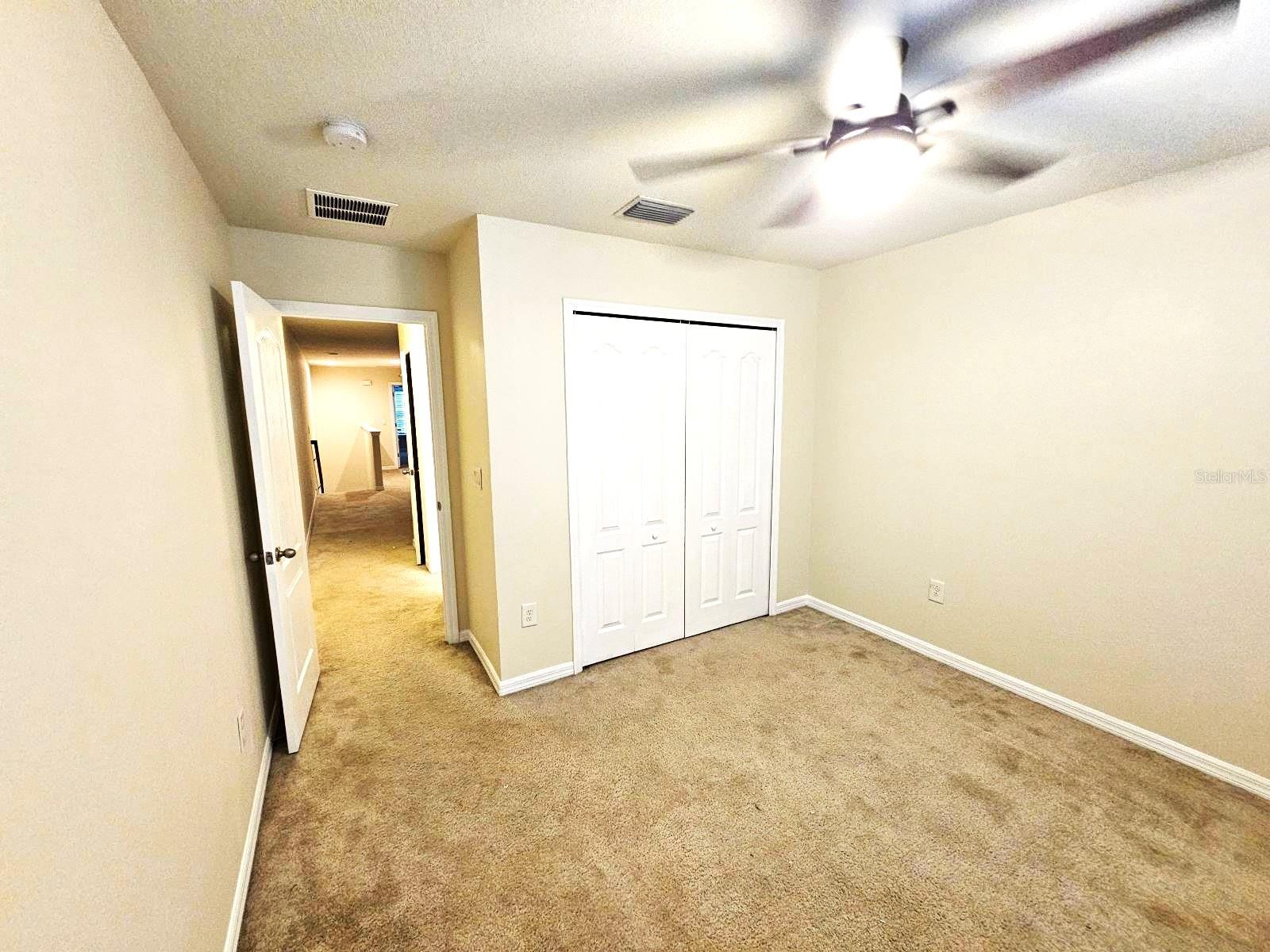 Listing photo id 13 for 5115 Bay Isle Circle
