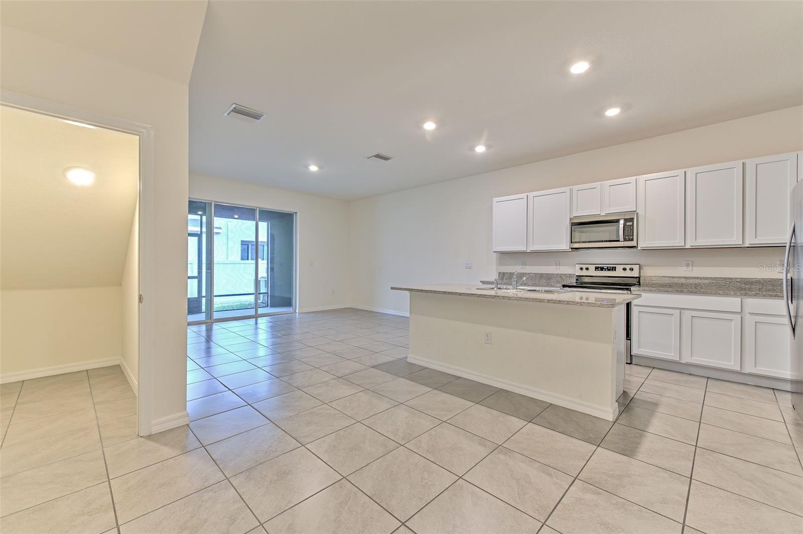 Image 4 of 32 For 2882 Peony Prairie Lane