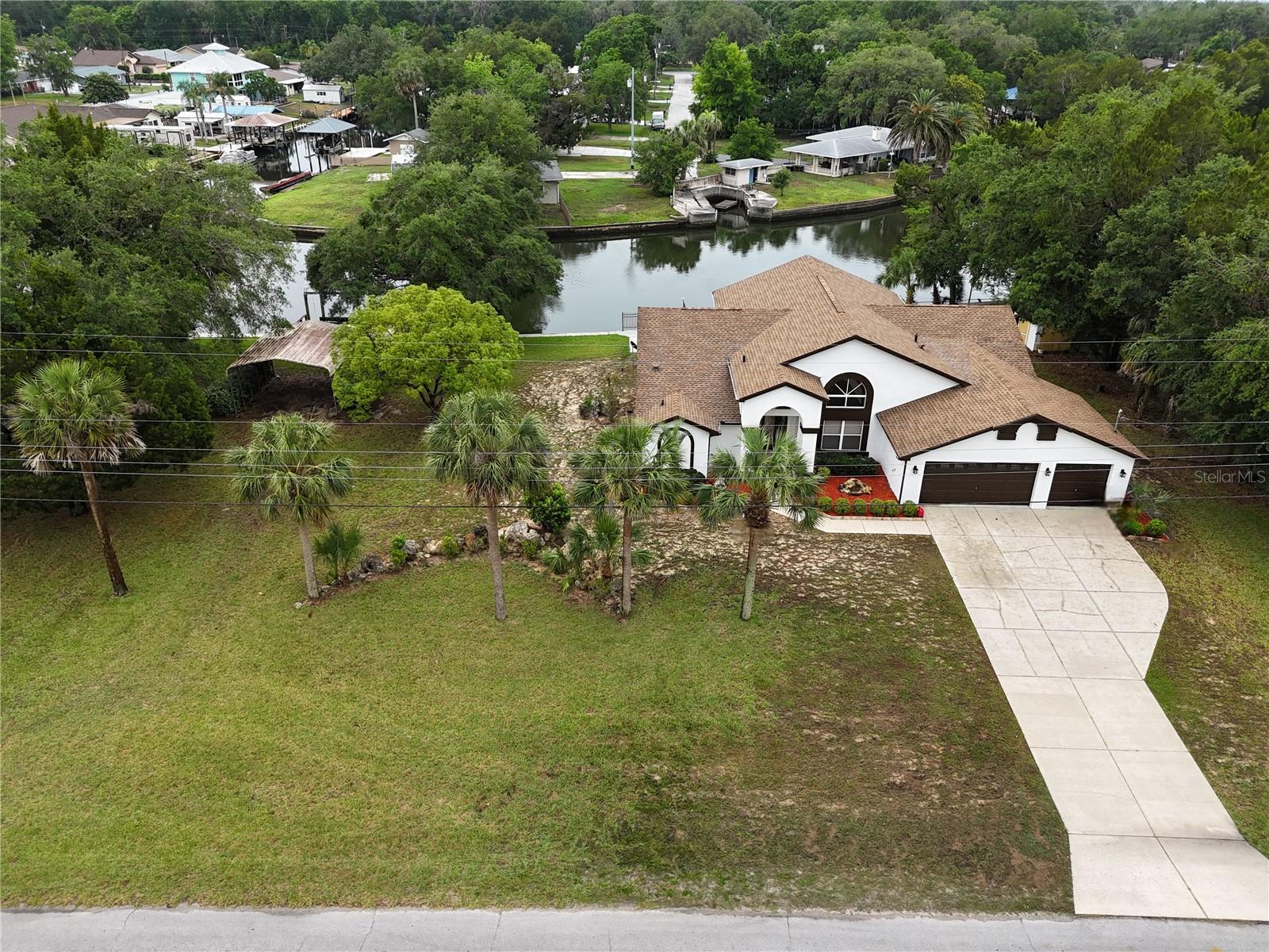 Image 2 of 30 For 10868 State Park Street