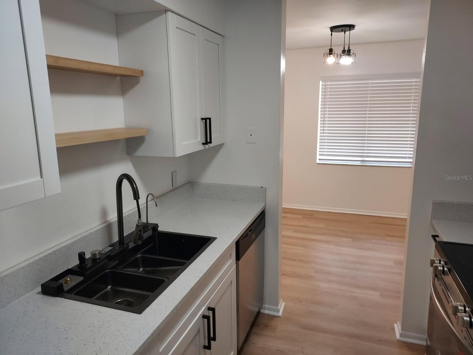 Image 5 of 13 For 5501 Loblolly Court C