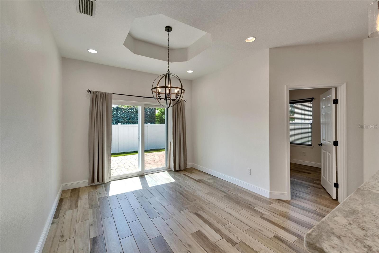 Image 13 of 38 For 3813 Highland Avenue