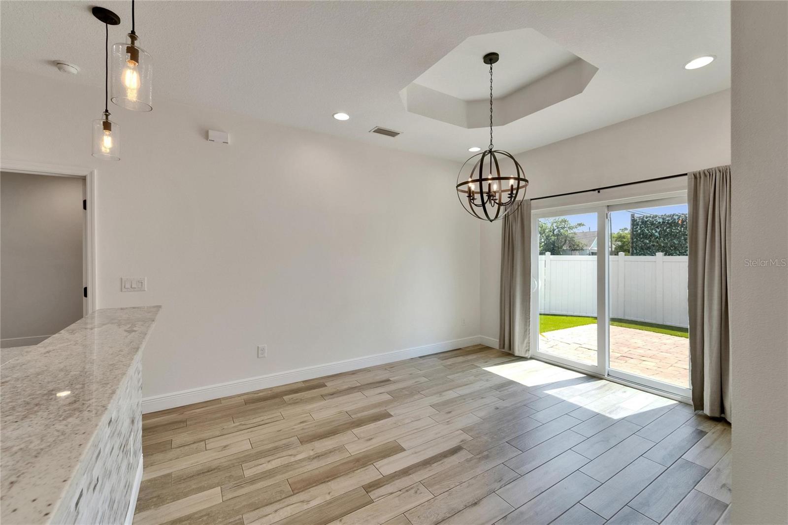 Image 15 of 38 For 3813 Highland Avenue