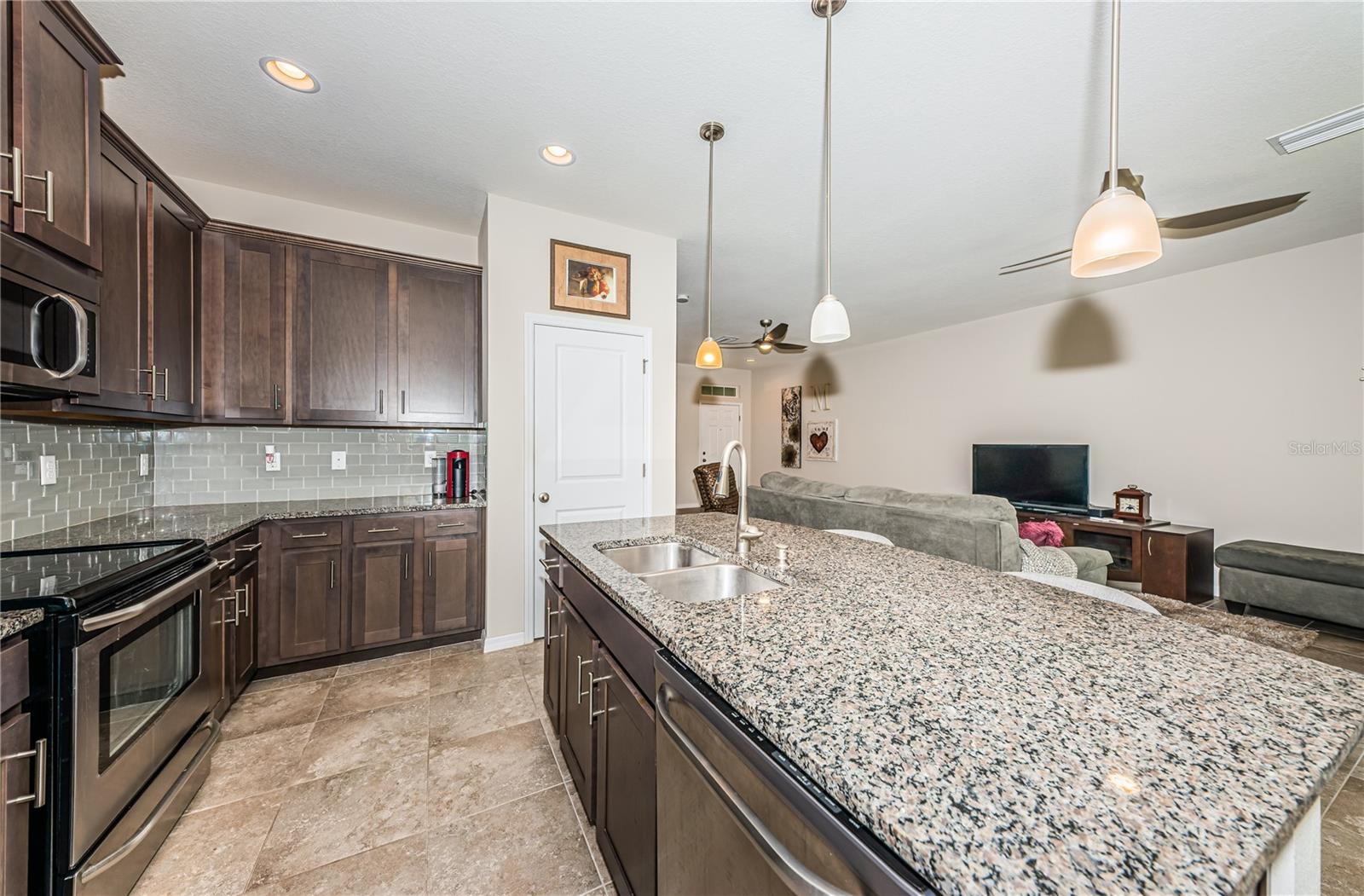 Image 4 of 54 For 5225 5th Way N