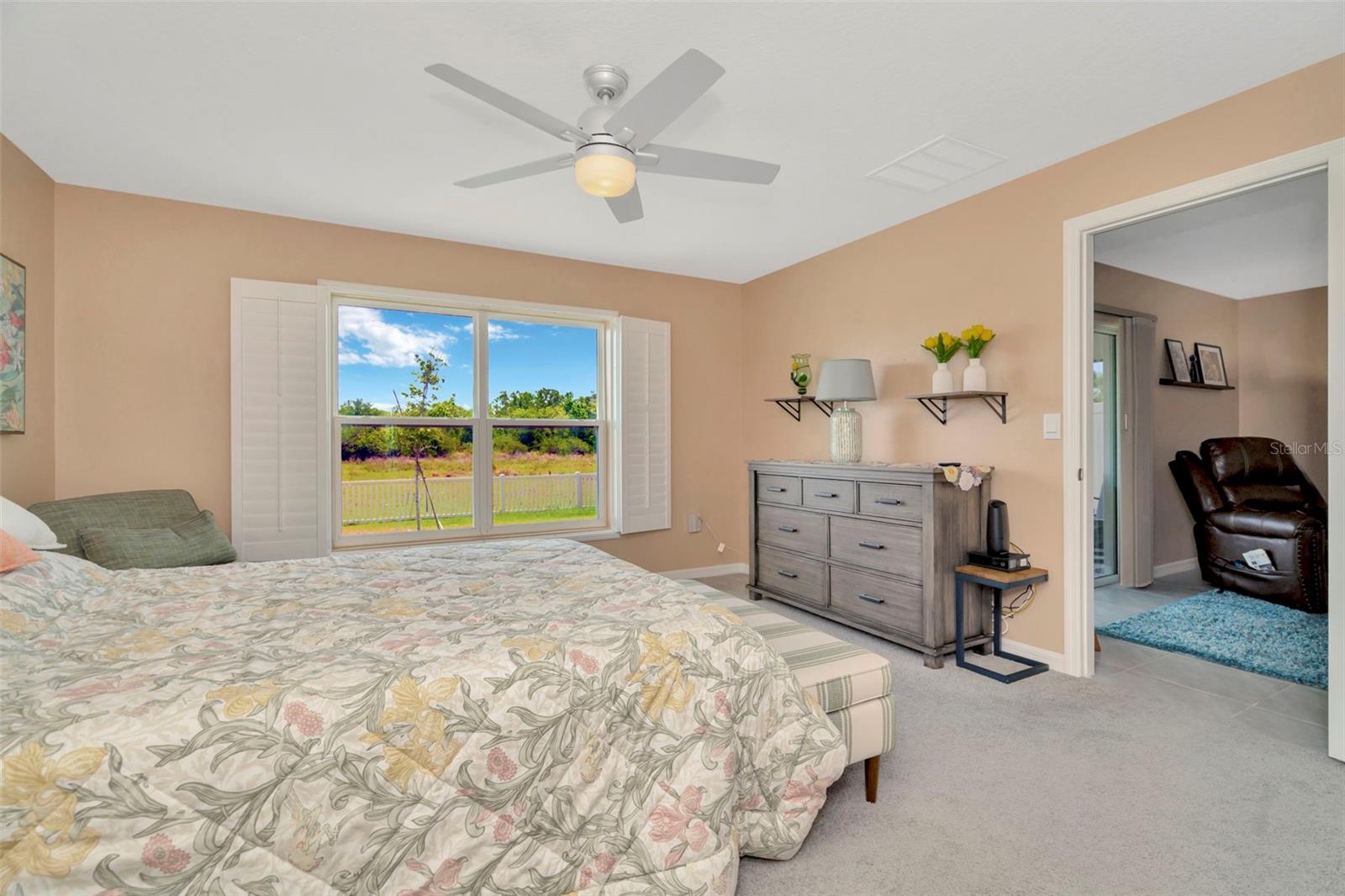 Image 14 of 45 For 16892 Delia Street