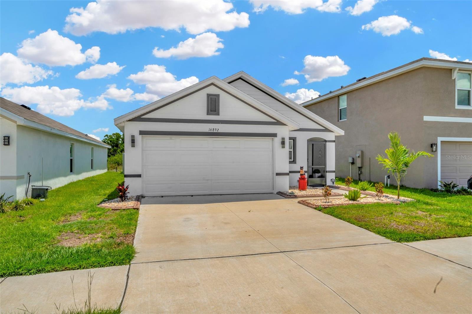Image 2 of 45 For 16892 Delia Street