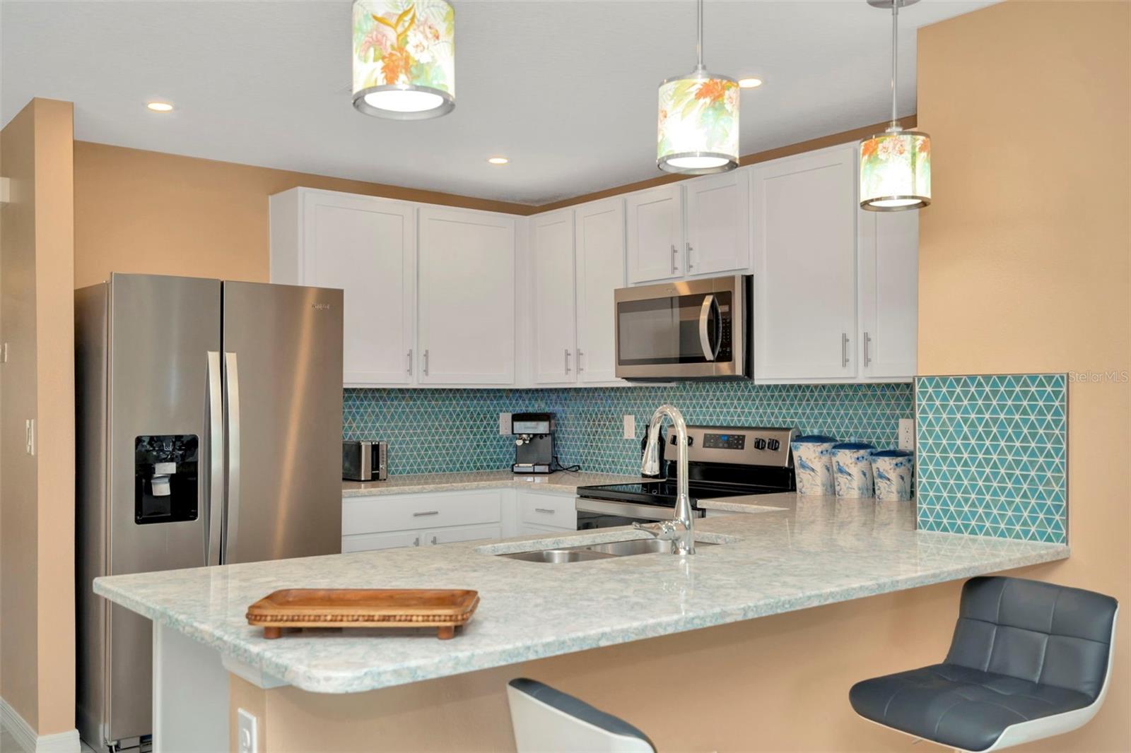 Image 22 of 45 For 16892 Delia Street