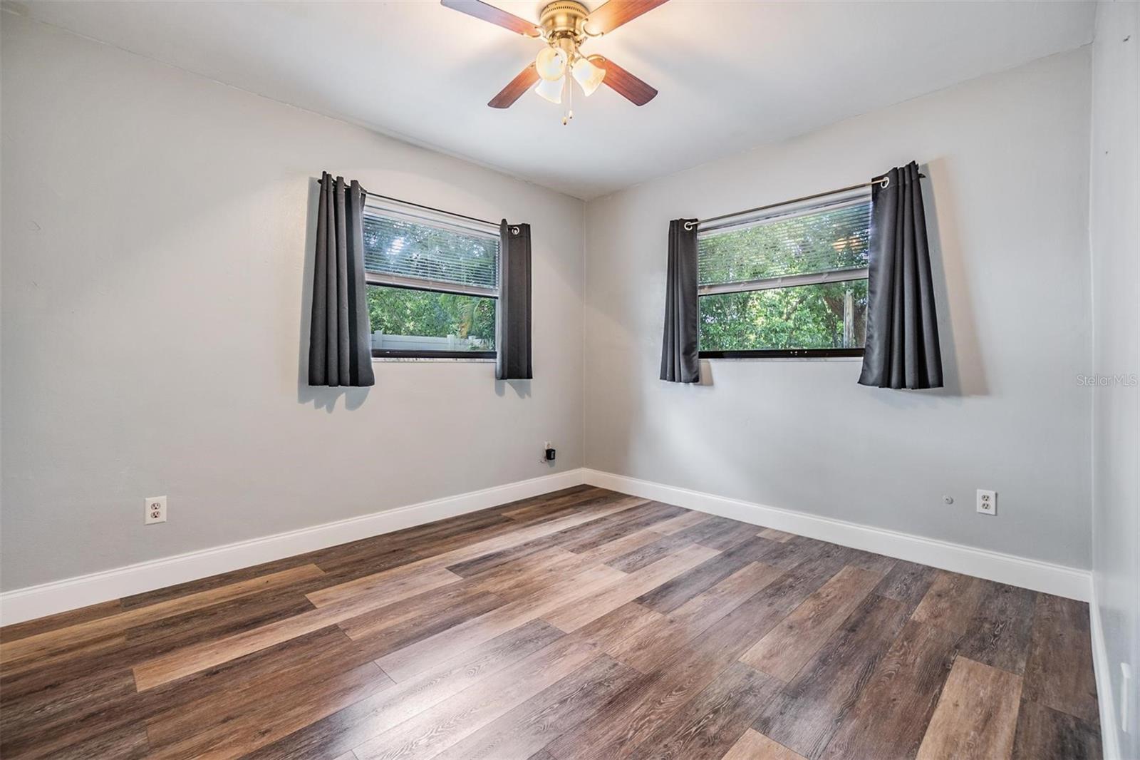 Image 22 of 43 For 1225 15th Street