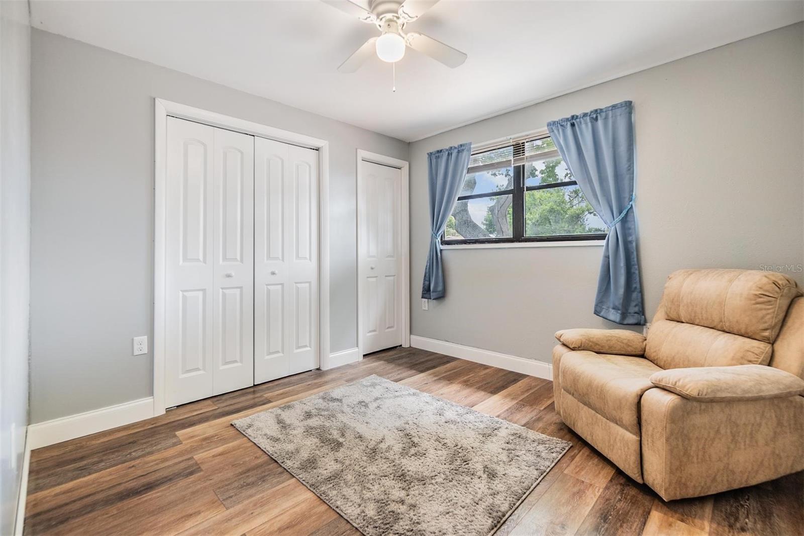 Image 23 of 43 For 1225 15th Street