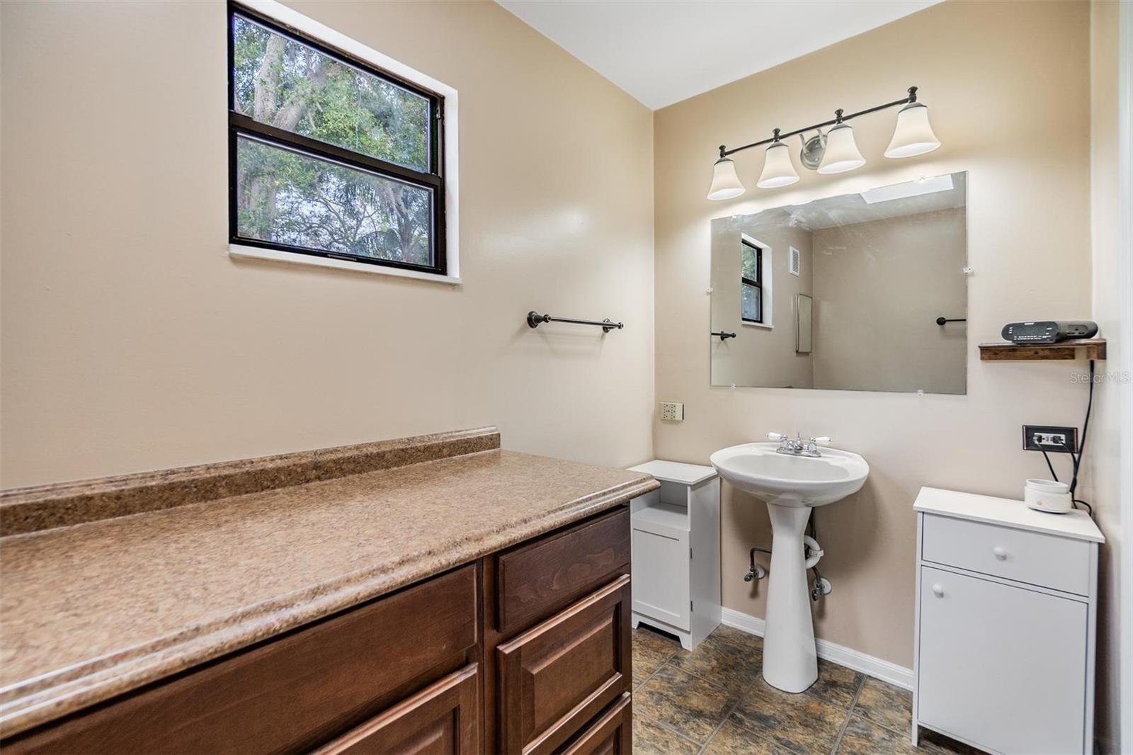 Image 24 of 43 For 1225 15th Street