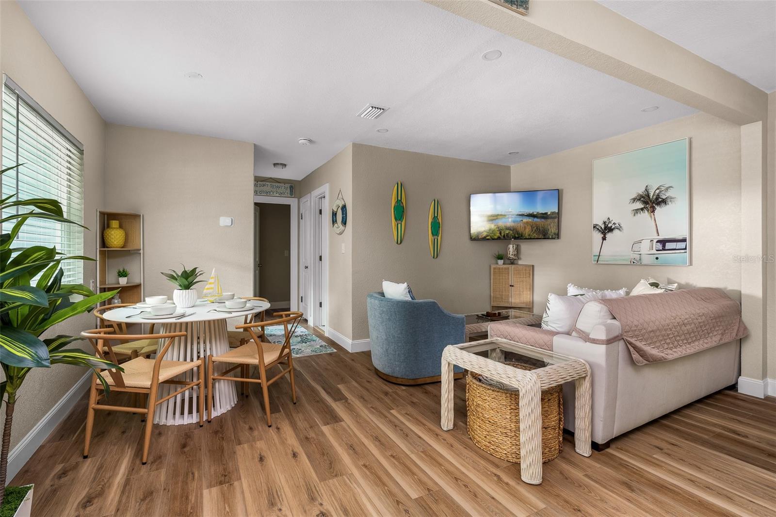 Image 6 of 35 For 616 11th Street Nw