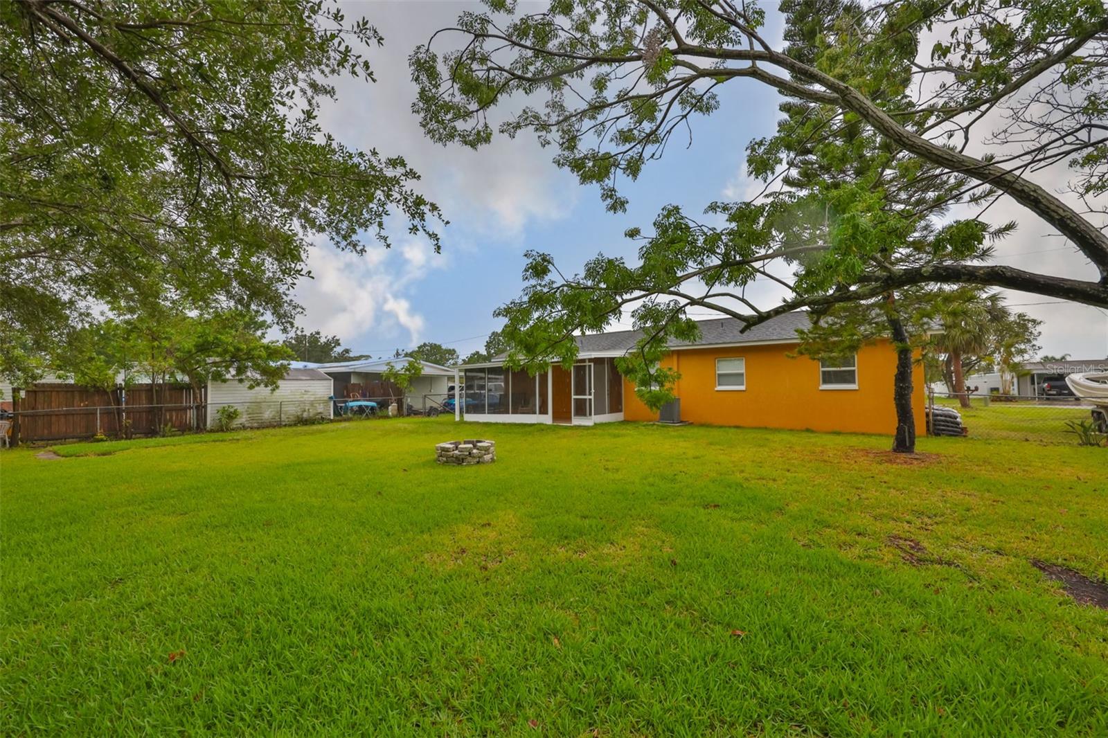 Image 36 of 41 For 404 12th Street Sw