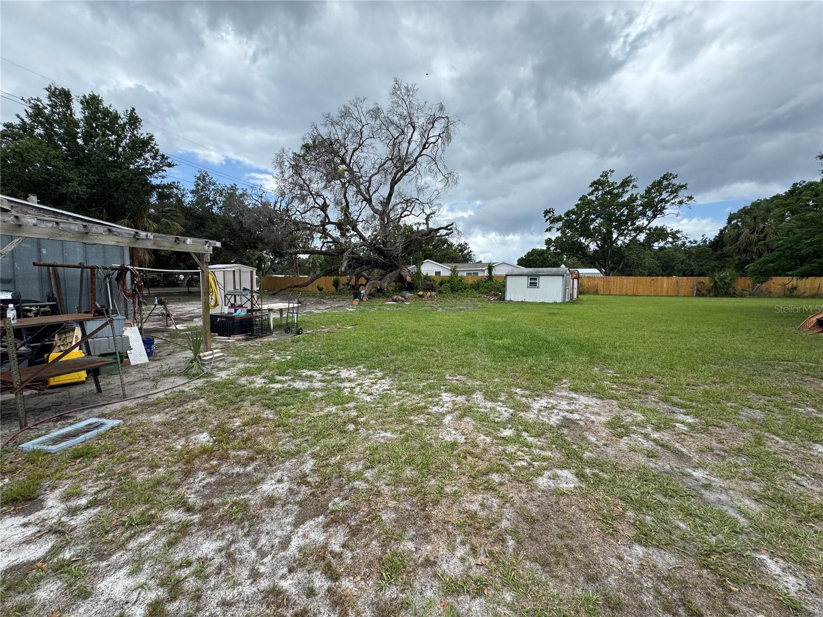Image 3 of 4 For 7514 Riverview Drive