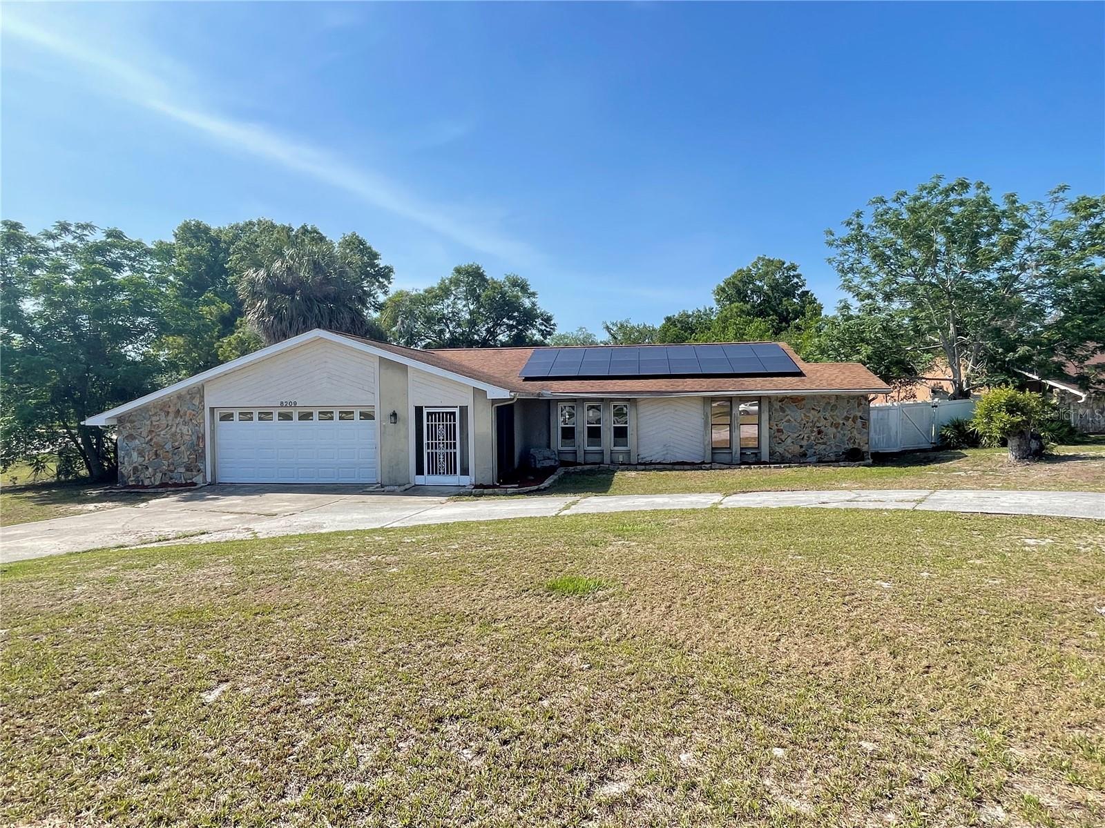 Image 21 of 29 For 8209 Chaucer Drive