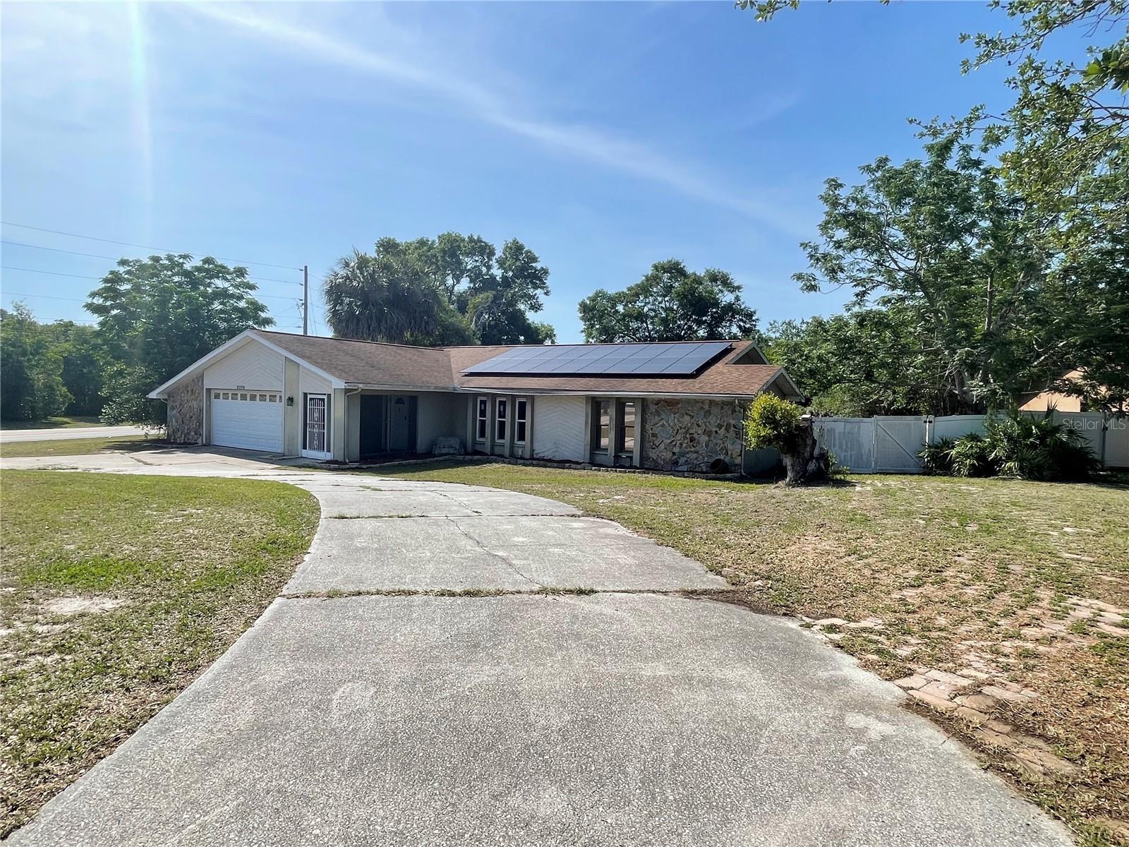 Image 22 of 29 For 8209 Chaucer Drive
