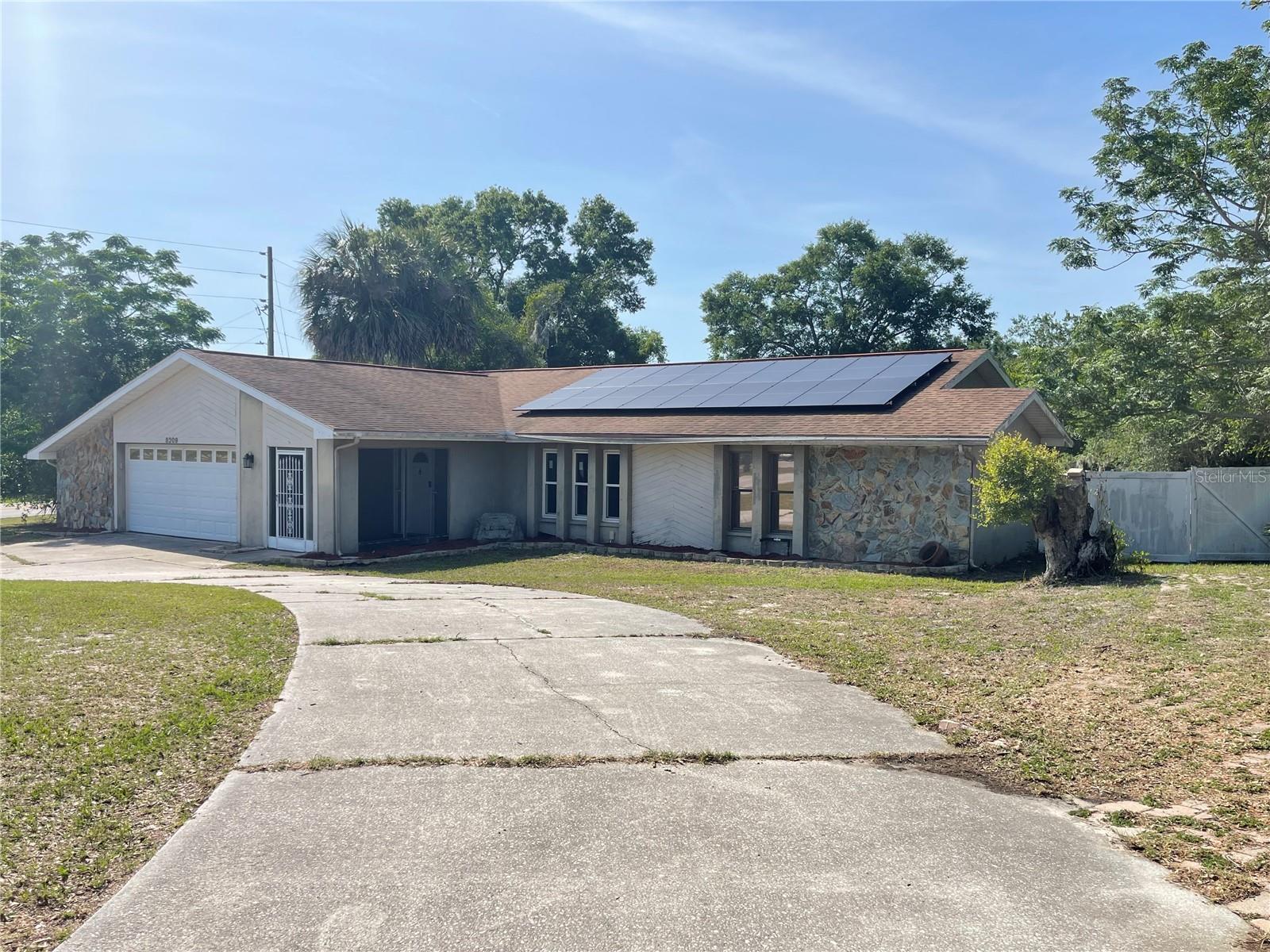 Image 23 of 29 For 8209 Chaucer Drive
