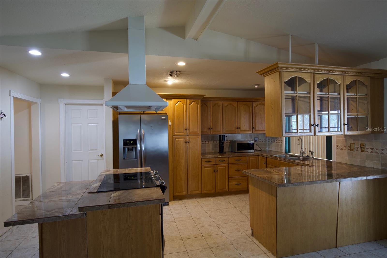 Image 24 of 29 For 8209 Chaucer Drive