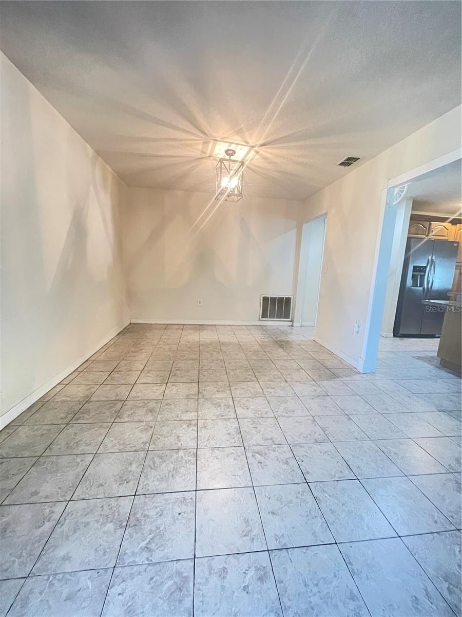 Image 6 of 29 For 8209 Chaucer Drive