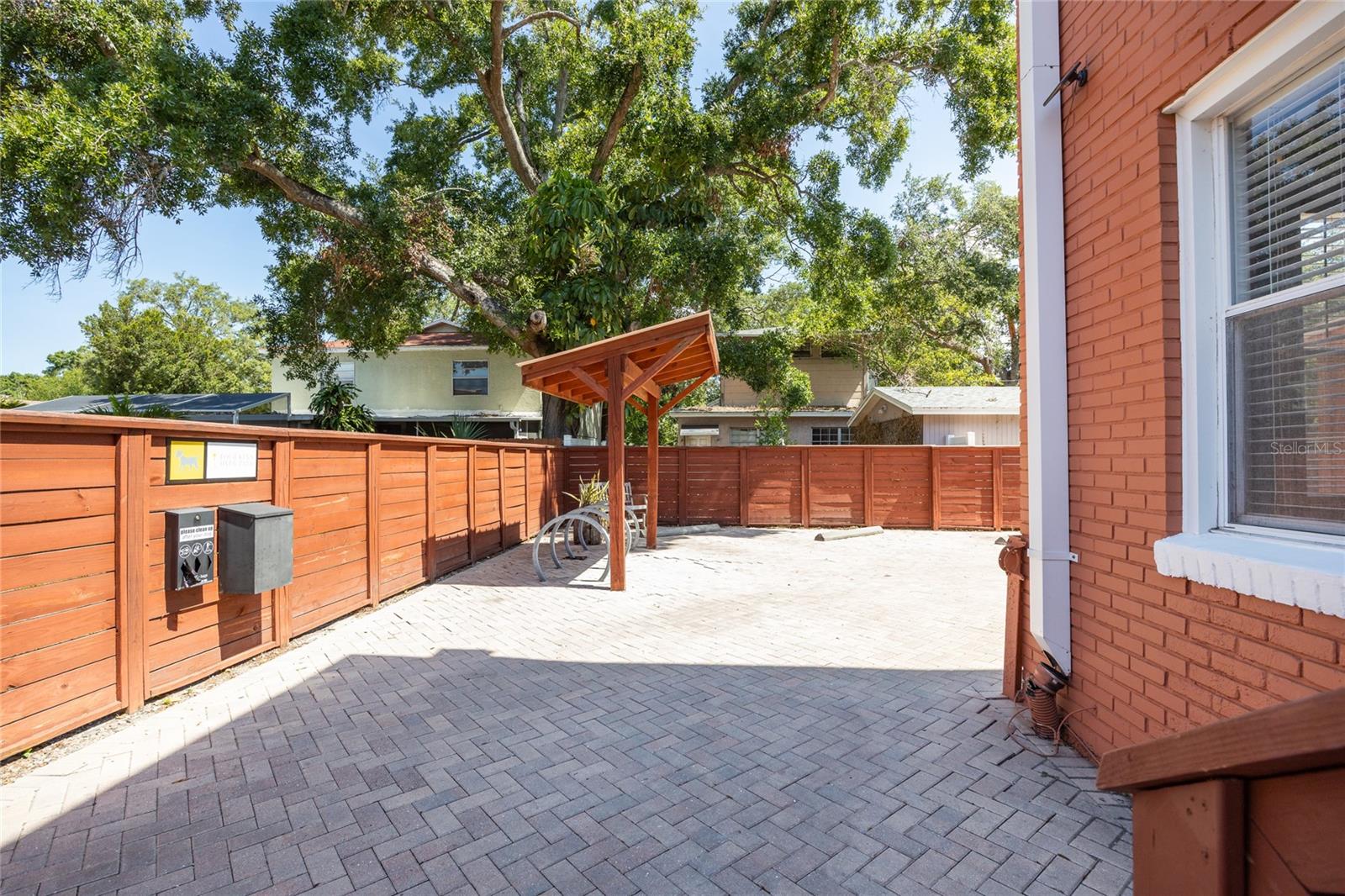 Image 22 of 27 For 3107 Esperanza Avenue 1
