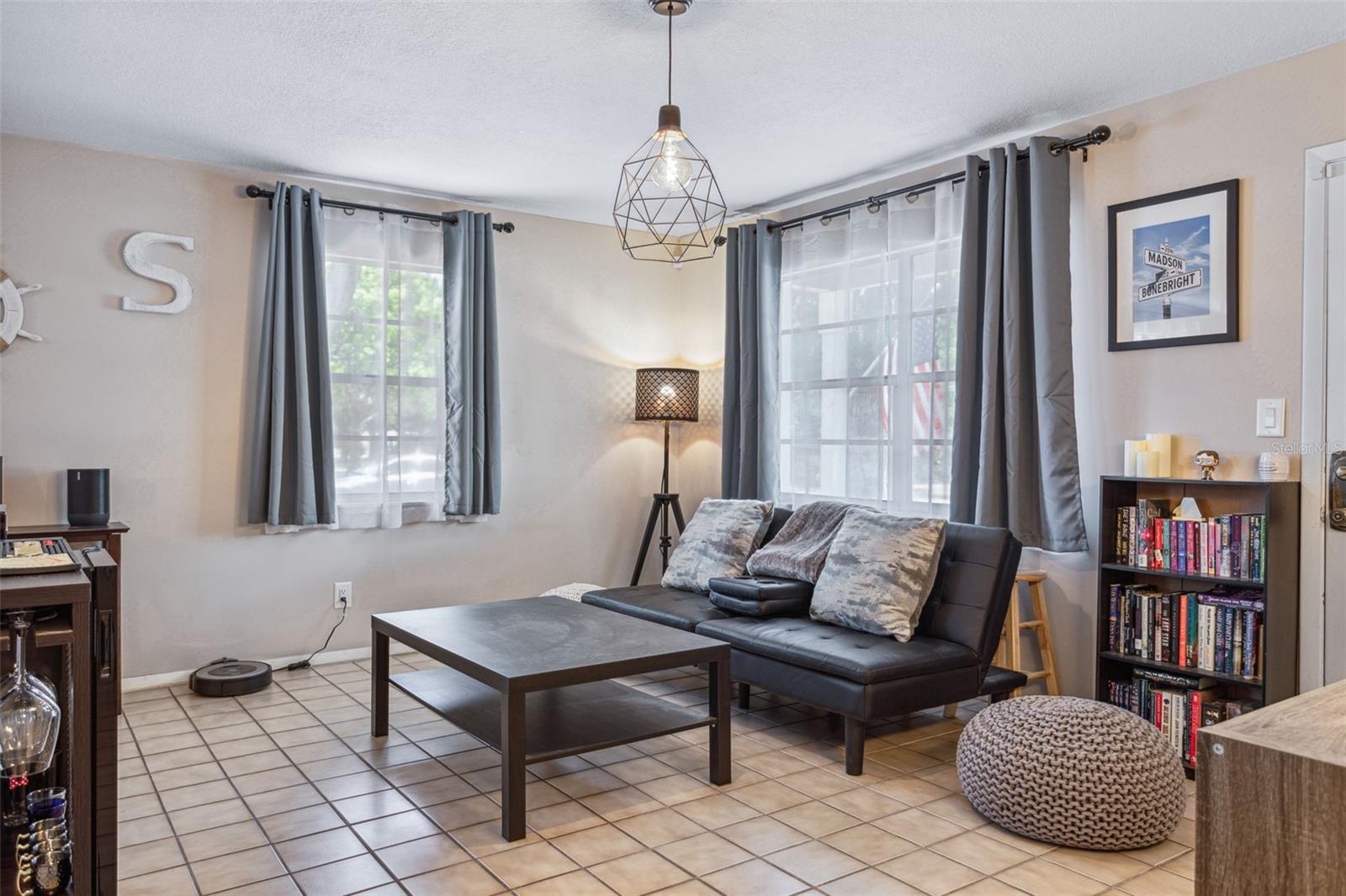 Image 3 of 24 For 1308 Lynn Avenue