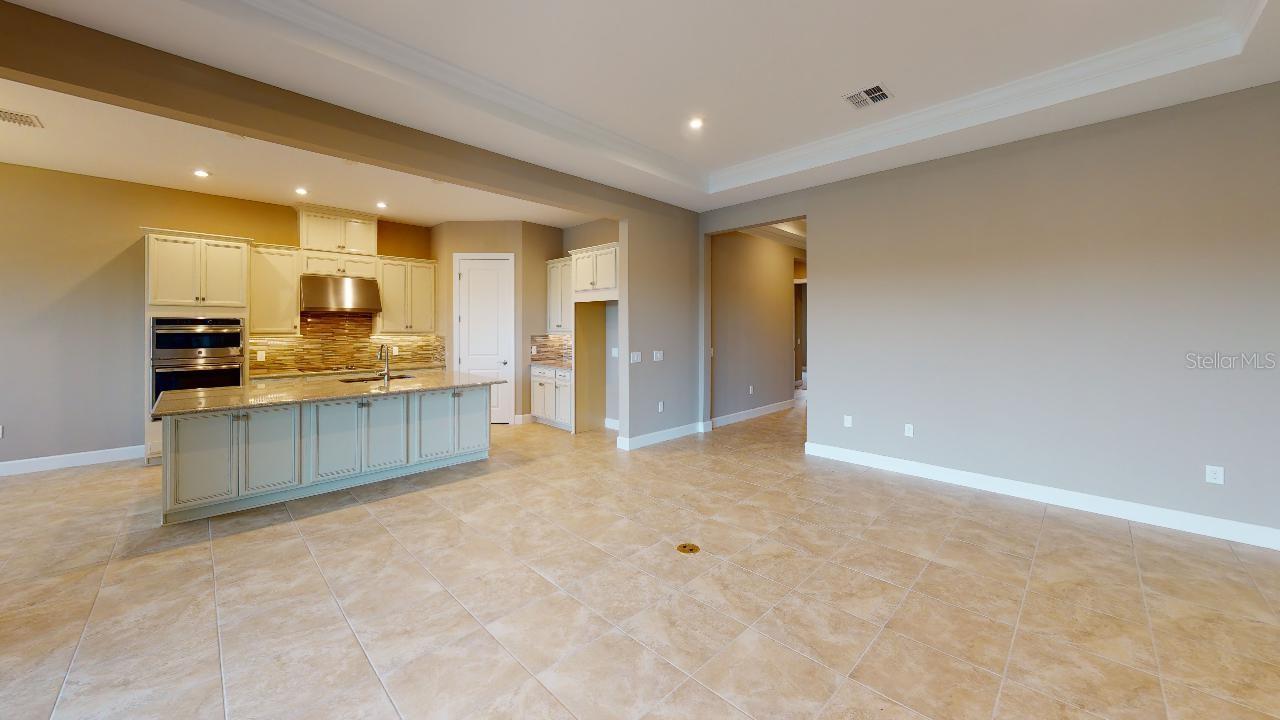 Image 13 of 19 For 5653 Nevis Terrace