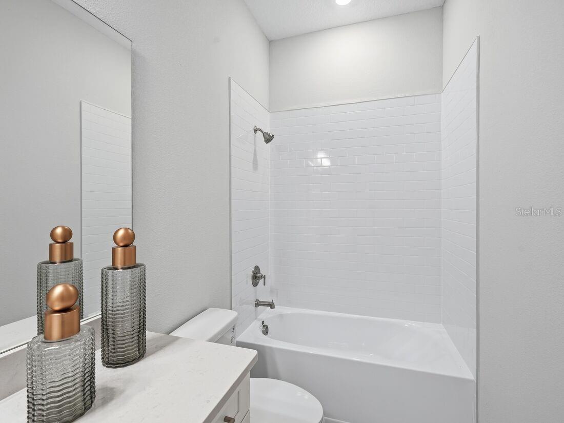 Image 22 of 48 For 5653 Nevis Terrace