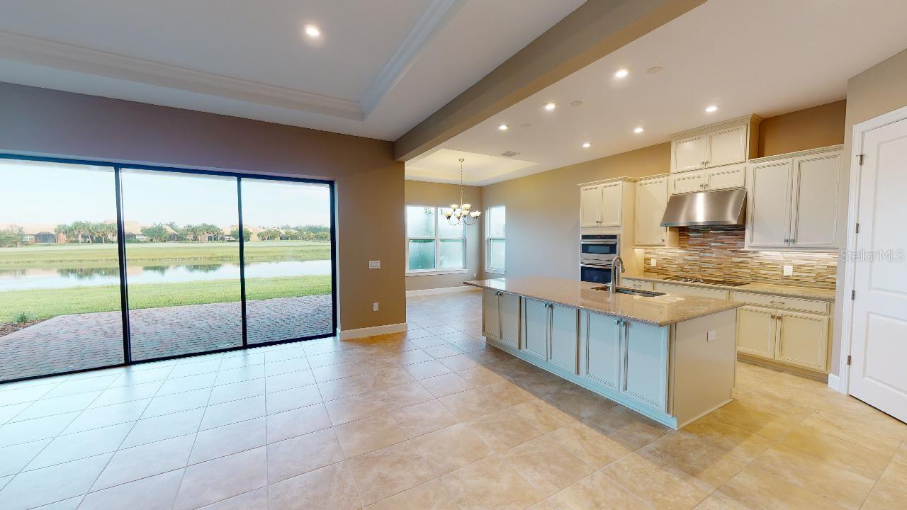 Image 4 of 19 For 5653 Nevis Terrace