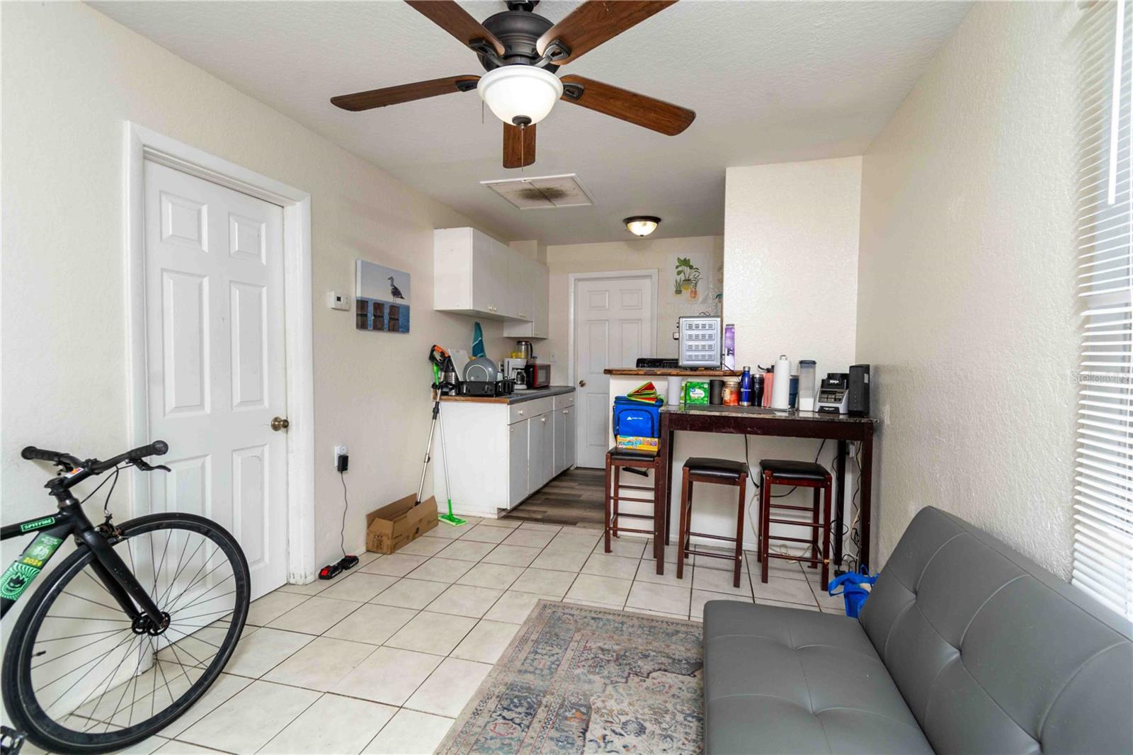 Image 4 of 26 For 1142 7th Street Nw